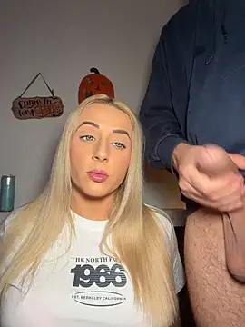 Strongqueen live cam preview