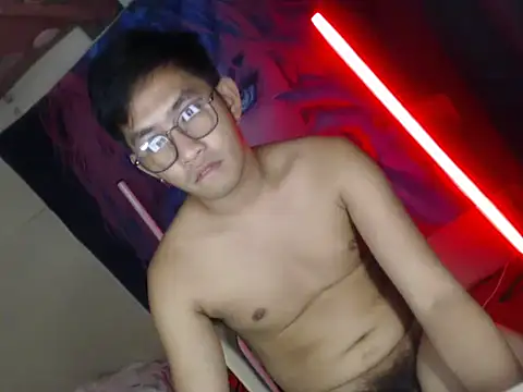 Yourbigcockasian_xx
