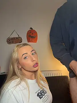 Strongqueen live cam preview