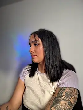 Isabella-Teen