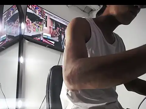 Deibis22 live cam on StripChat