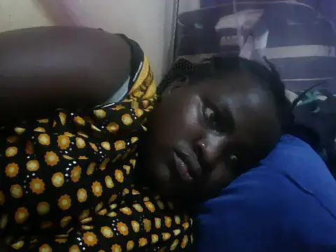 creamyy_pussie webcam