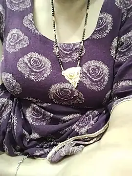 Saanvilusty live cam on StripChat