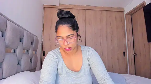 Vickyy30_