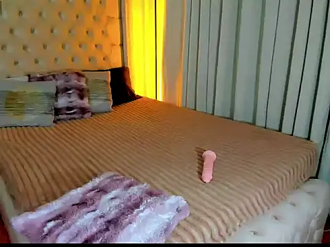 Call_me_Angelfox live cam on StripChat