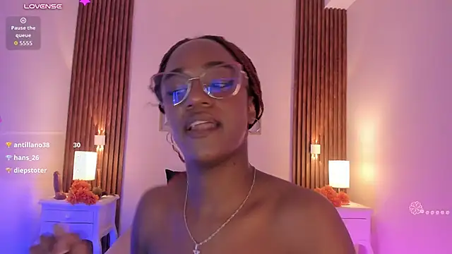 Chloebrunnie