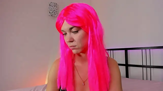 Flora_Meooww live cam on StripChat
