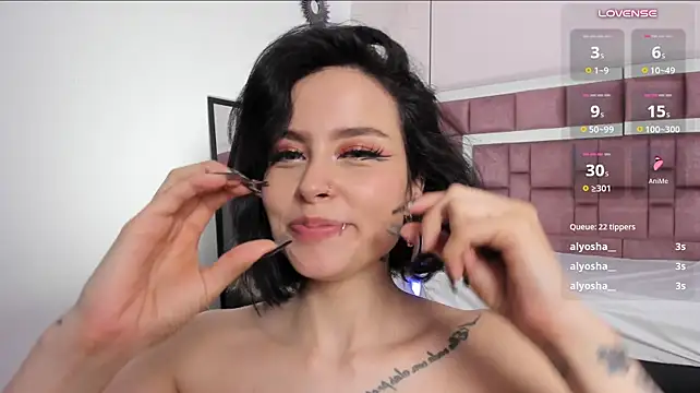 I_Am_Anniee live cam on StripChat