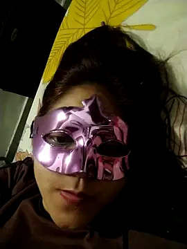 Immagine dello stream di BulBul29 su Stripchat