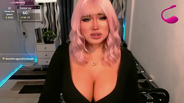 SASSYsavannahts live cam on StripChat