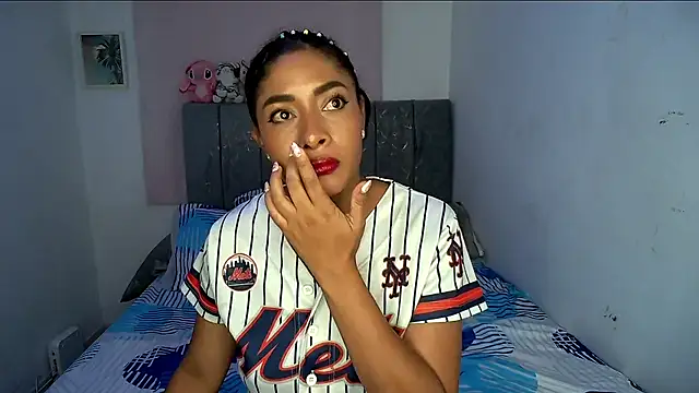 Couplesweethot live cam on StripChat