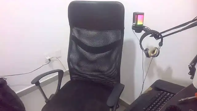 dadted live cam on StripChat