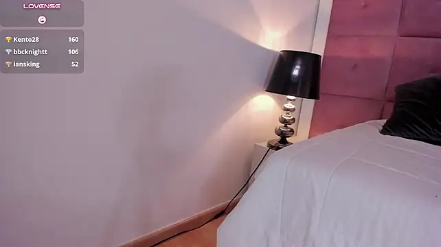 Chloe__adams_