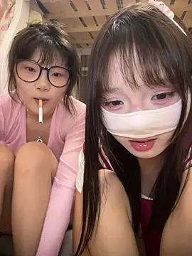 Rocket-Girl live cam on StripChat