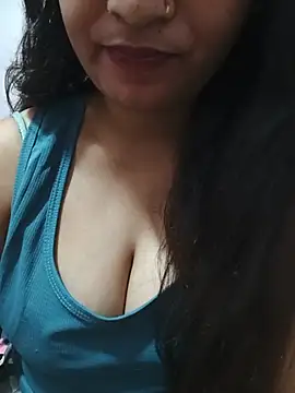 Dreamy-Doll live cam on StripChat