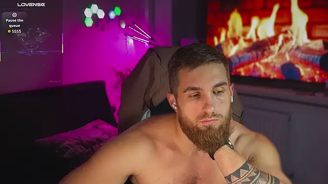 Sweeet__boy live cam on StripChat