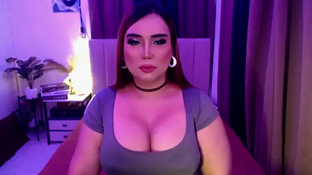 xxbigCOCKmollyxx live cam on StripChat