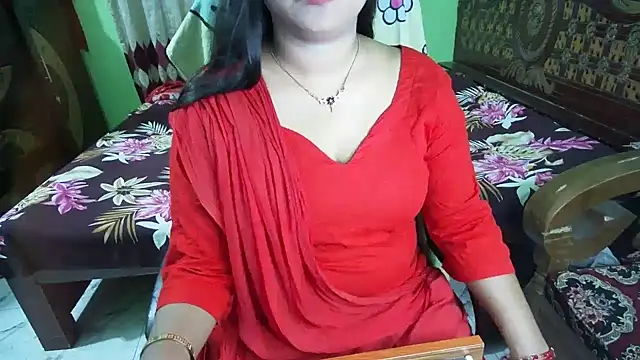 BengaliQueenStar live cam on StripChat