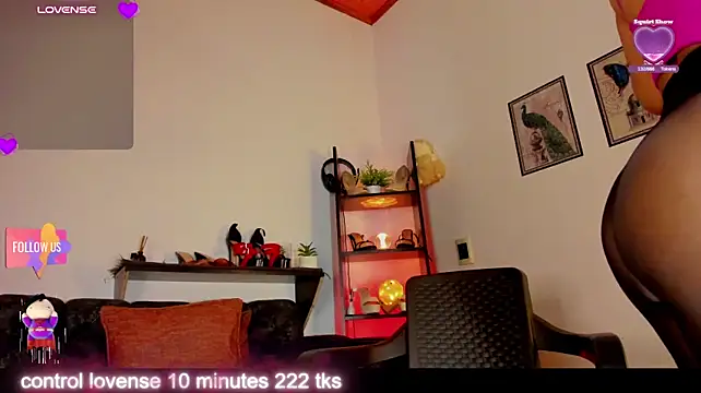 valery_14_ live cam on StripChat