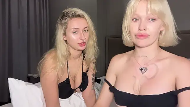 Golden_Aline live sex cam