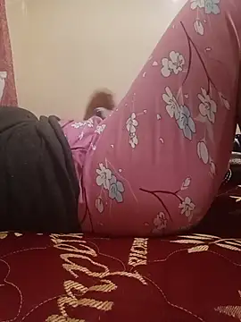 Farah-_nono