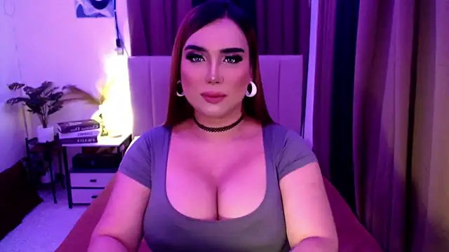 xxbigCOCKmollyxx live cam on StripChat
