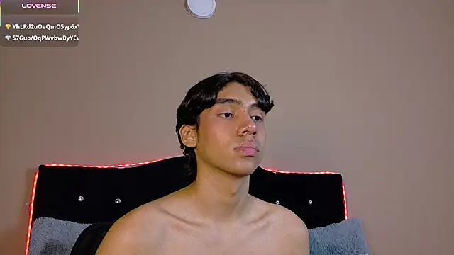 Eros_Lux live sex cam