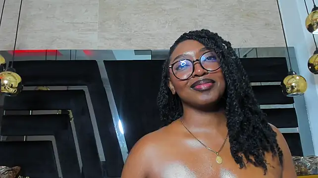 YallianaBrooks live cam on StripChat