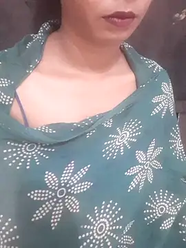 Sexy_Niya live cam on StripChat