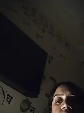 Velvet_girl live cam on StripChat