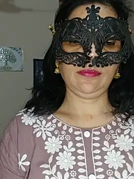 BhabhiPooja69 live cam on StripChat
