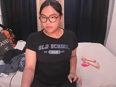 asianhotprecious (T young) - drops some gift of love for me