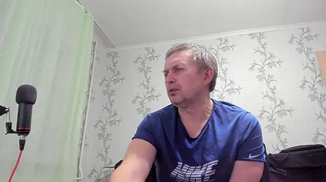 SanFrantsisko live cam on StripChat