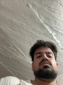rahulll_7846 live cam on StripChat