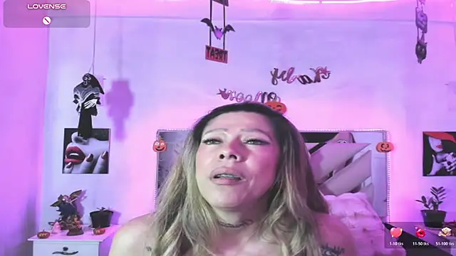 Karly_moon