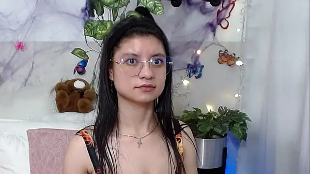 LindaCatalina_ live sex cam