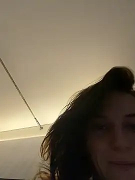 -AngelAri-