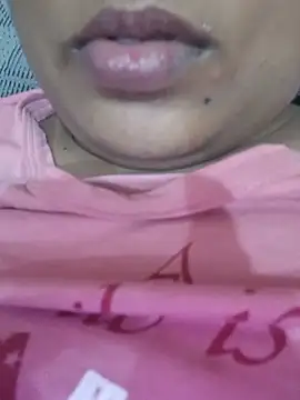 bhuvana_kannada live cam on StripChat