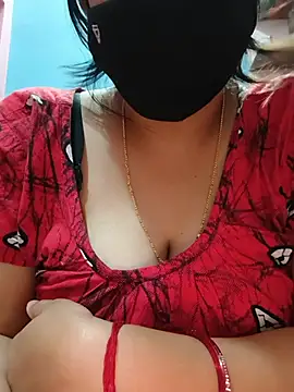radhika7979 live cam on StripChat