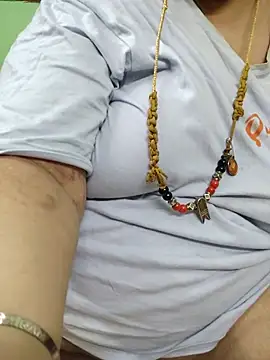 Tamil-mayasri live cam on StripChat