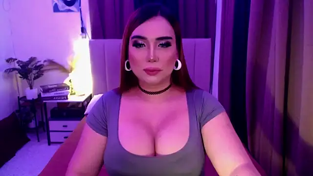 Model: xxbigCOCKmollyxx