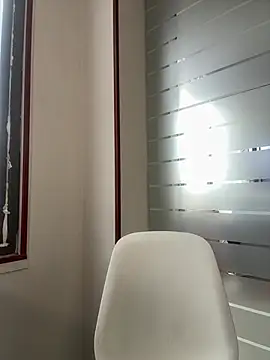 jade_chers (F young) - FLASH ASSHOLE IN PUBLIC & SPANK AS X10