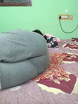 Tamil-mayasri live cam on StripChat