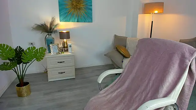 Kylie_Kathy live cam on StripChat