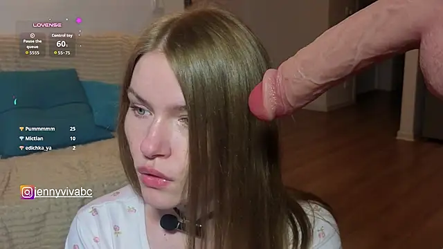 Jennyviva live cam on StripChat