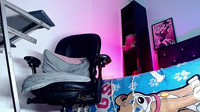 Angel_foxc13