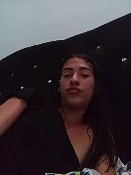 Victoriadeluxe live cam on StripChat