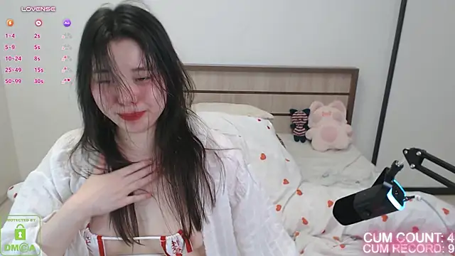 candyy_milika live cam on StripChat