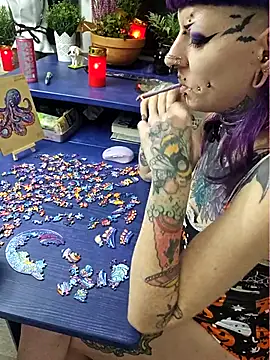 Purple_Coffin666 live cam on StripChat