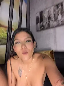 CherrySmirkXXX webcam